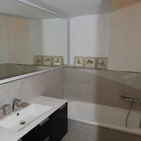 Διαμέρισμα Via Visitazione Σαν Ρέμο